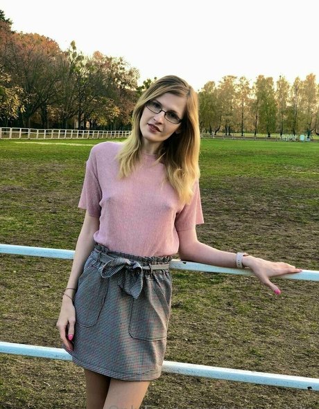 ts avy white star du porno hd archive