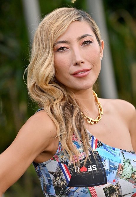 Dichen Lachman naked model pictures