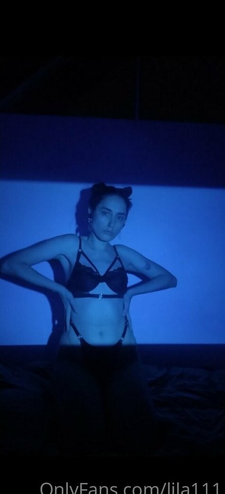 imlilak modelo desnudos imágenes