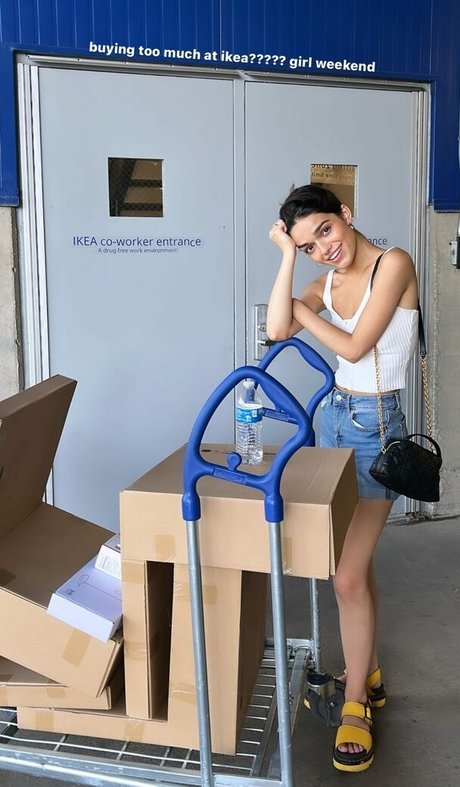 Rachel Zegler modèle de sexe images