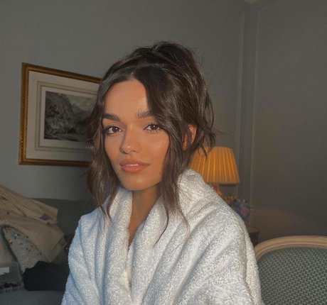 Rachel Zegler Miniatura