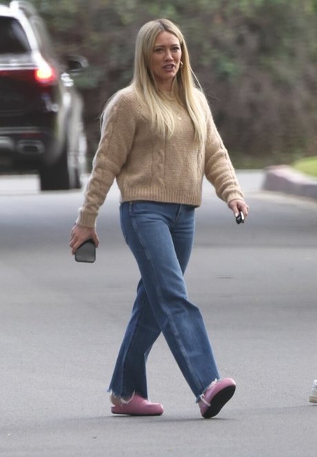 Hilary Duff estrella porno exclusiva foto