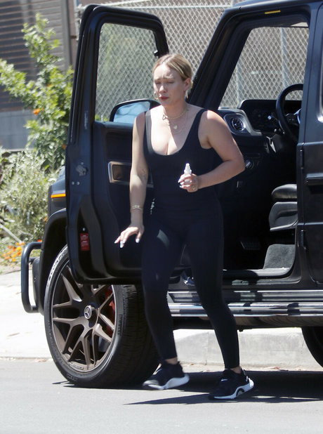 Hilary Duff estrella porno del sexo foto