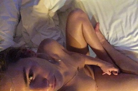 Addison Timlin xxx pornstar photo