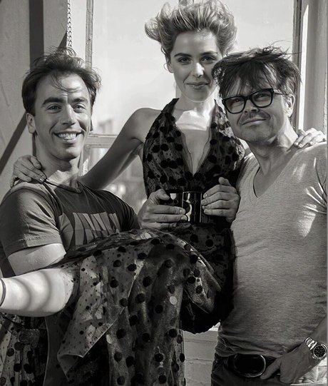 Kiernan Shipka estrella caliente galería