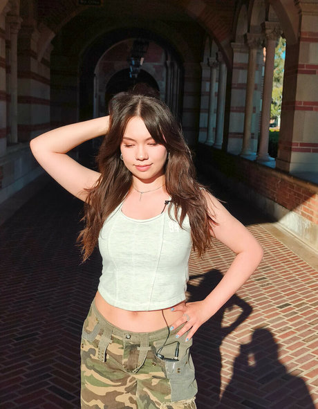 QuarterJade modèle érotique galeries