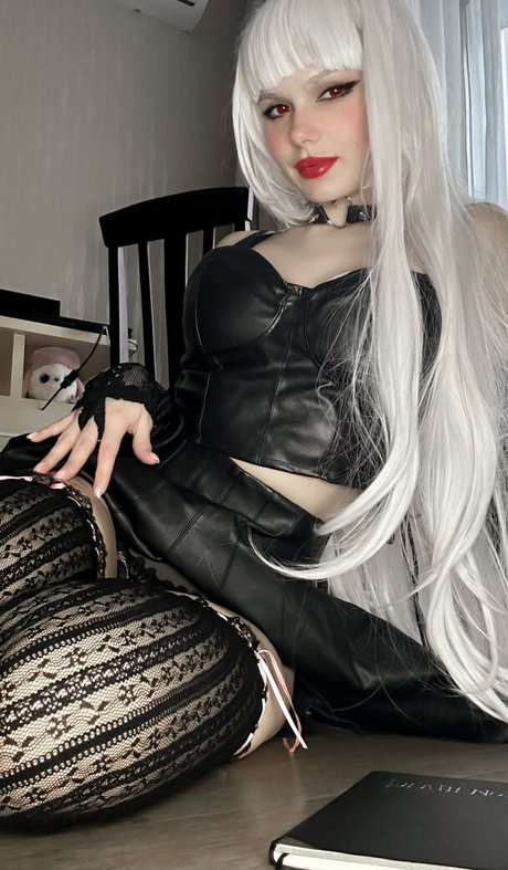 Purple Amelie actrice de nus galeries