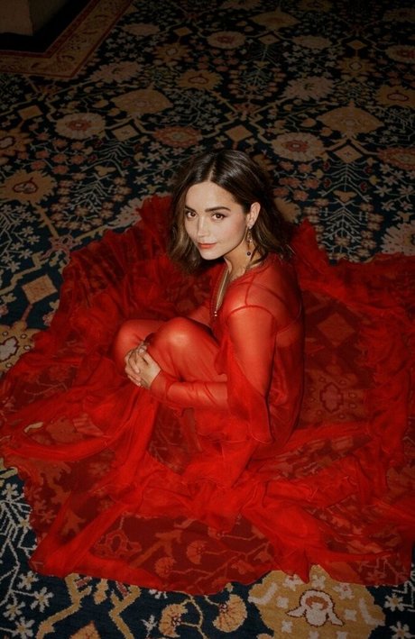Jenna Coleman estrella porno fotos