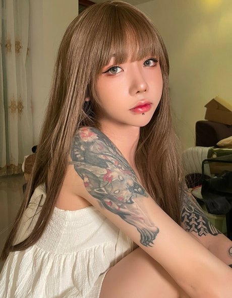 shiliuyelei star érotique photo