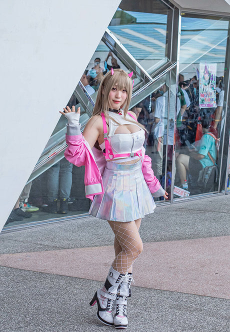 iorimoe five estrella sexy galería