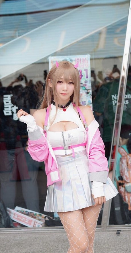 iorimoe five desnudos de estrellas porno fotos