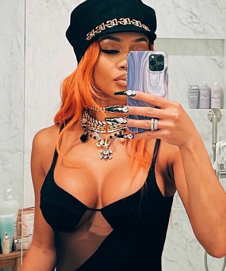 Saweetie estrella porno del sexo imagen