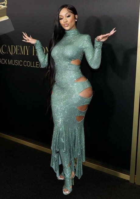 Saweetie xxx actress images