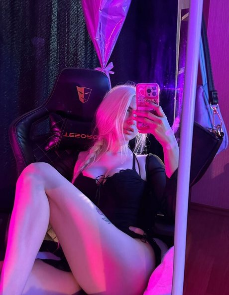 Morana Battory estrella xxx foto