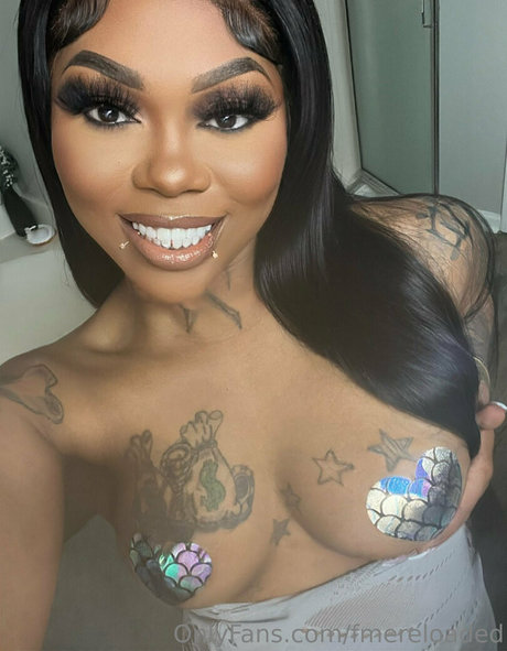 fmereloaded sexy pornstar img