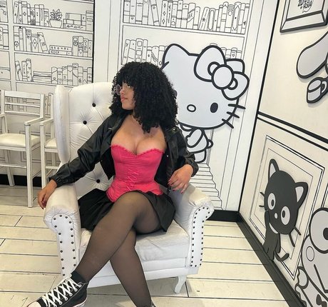 Marycuriell desnudos de estrellas porno imagen