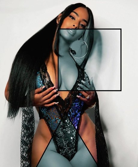 Ayisha Diaz actrice sexy archive