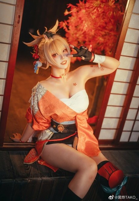 Takomayuyi bonita estrella porno galerías