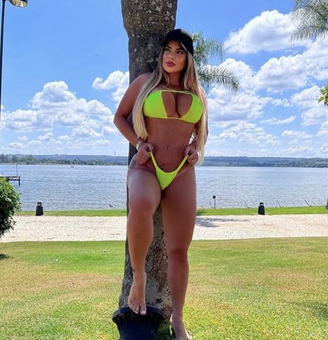 Denise Rocha estrella porno de alta calidad imagen
