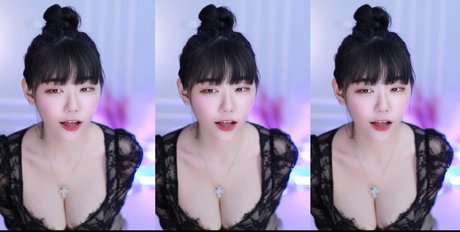 Berry mannequin photos