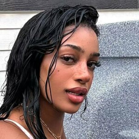 drayadominicana actrice chaude galeries