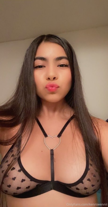 kenniwennii beau modèle des photos