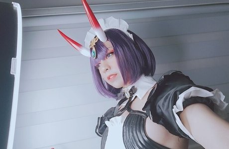 MAIScnhyo modèle artistique images