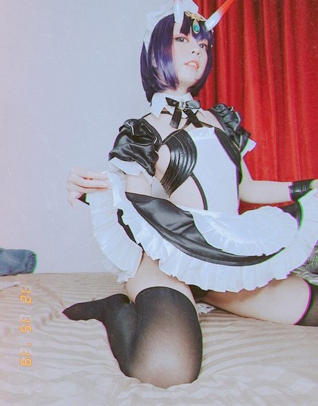 MAIScnhyo modèle sympa des photos