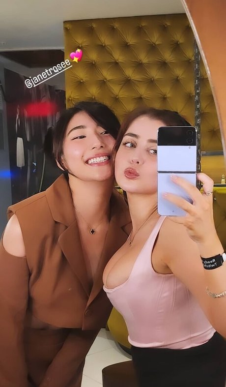 xChocobars actriz caliente galerías