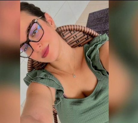 camilaferreirai actriz adulta foto