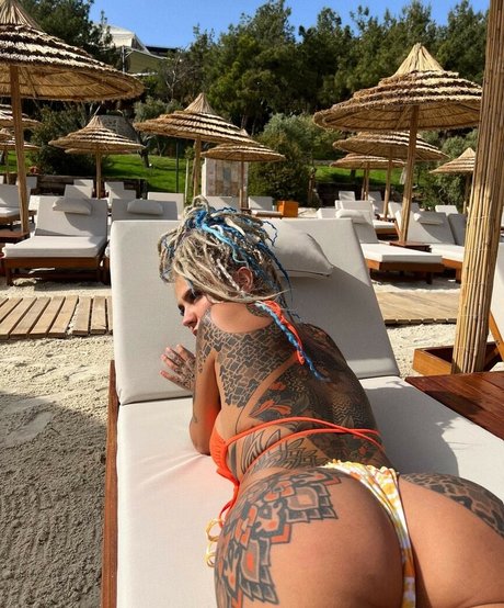 milf latina onlyfans xxx foto