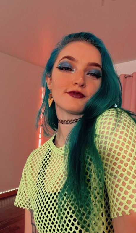 Littlesiha actriz erótica imagen