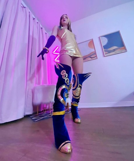 Littlesiha actrice érotique galeries