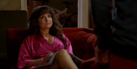 Milana Vayntrub modèle de haute qualité img