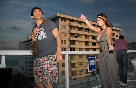 Milana Vayntrub estrella porno superior archivo