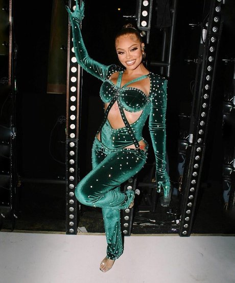 latto777 star pornographique images