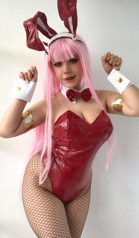 Punk Macarroni actrice sexy des photos