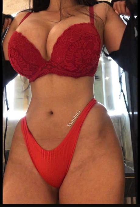 Ssunbiki modelo porno foto
