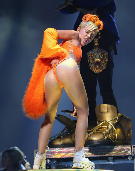 Miley Cyrus modelo de alta definición galerías