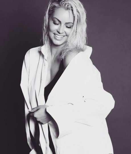 Maryse WWE estrella porno xxx galerías