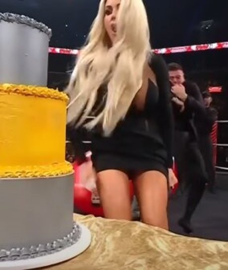 Maryse WWE hermosa actriz recopilación