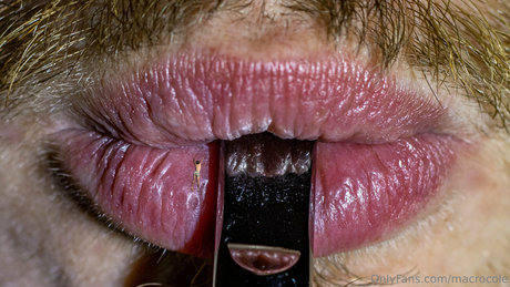 macrocole actrice porno des photos