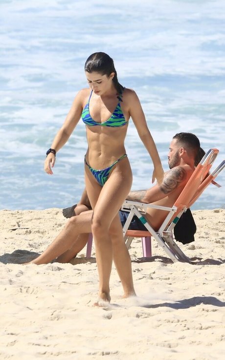 Jade Picon modèle sympa img