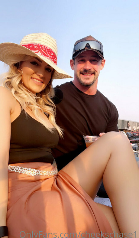 cheekschase1 estrella del sexo galerías