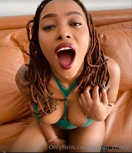 queen charly actrice artistique photos