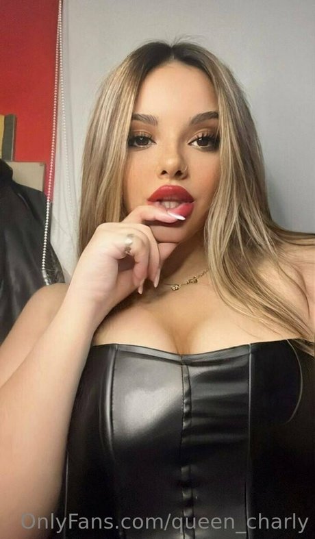 queen charly desnudos de estrellas porno recopilación