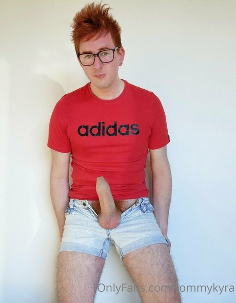 Barba Onlyfans perfecto erótico fotos