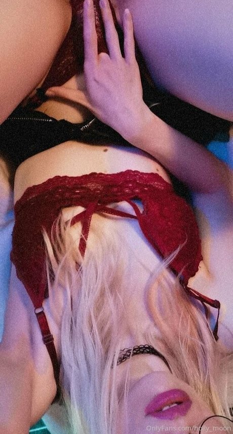 lil holly modèle nu galeries