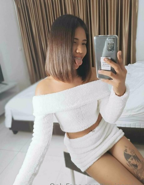 tinyjasmine model nudes photos