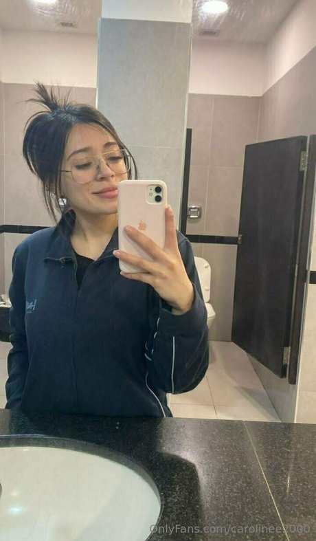 carolinee2000 actrice érotique collection